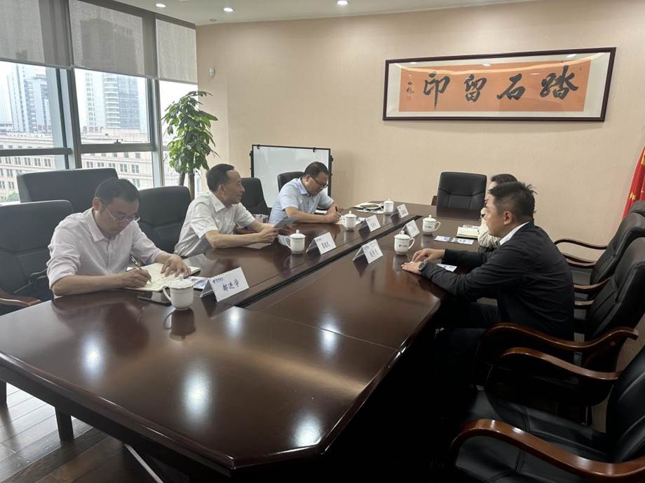 e5df29e3eb02d1ee3d8ded10f1a310a6